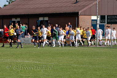 2009_08_29 Lo GVV63 - St. Mich. Gestel 1 - 0 Beker