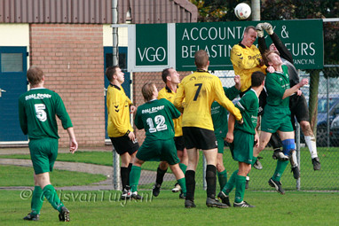 2009_10_10 Lo GVV63 1 -Woudrichem 1 0-1