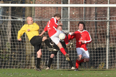 2011_12_10 Lo GVV63 4 - Brakel 3 3 - 0