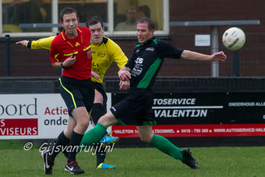 2013_12_07 Lo GVV'63 1 - SV Capelle 1 1 - 2