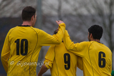 2013_12_07 Lo GVV'63 2 - Bavel 2 2 - 1