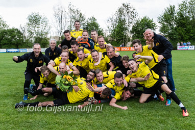 2017_05_13 ASH 1-GVV63 1 0-1 KAMPIOEN