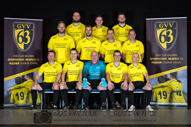2022_03_18 Teamfotoos GVV63 Senioren