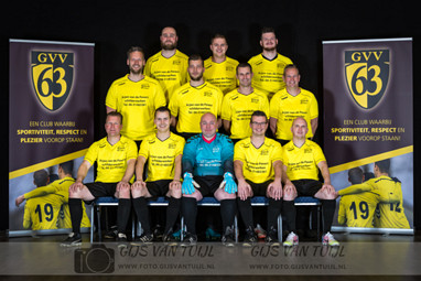 2022_03_18 Teamfotoos GVV63 Senioren