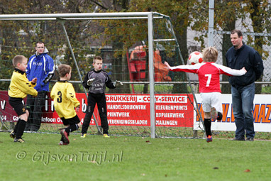 2011_11_26 Lo GVV63 F2 - NIVO F2 0 - 9