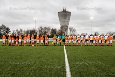 2018_12_07 2x Nederland MO16 - Engeland MO16 4-2