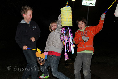 2010_11_25 lo Sint intocht in Kerkwijk