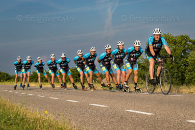 2023_06_23 Slag van 150 skeeler kleding