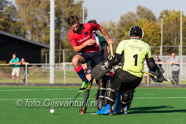 2017_10_15 MHC Bomm H1 - GilzeRijen H1 14-0